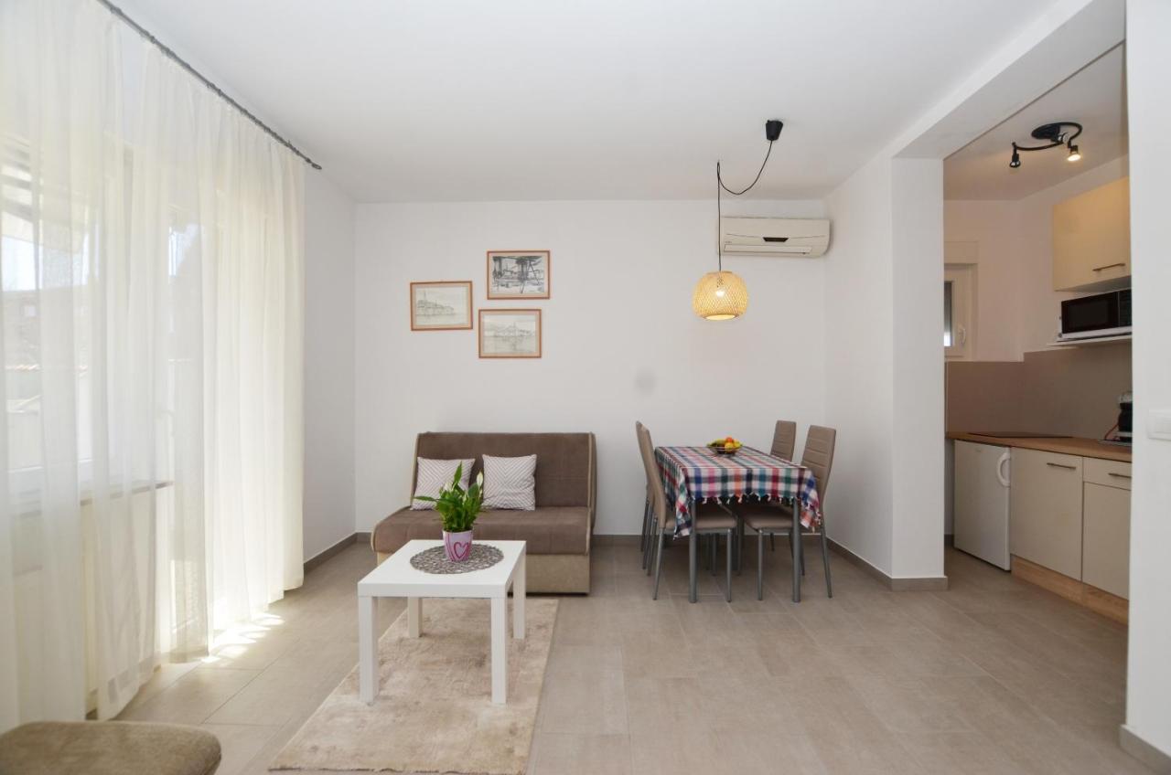 M&N Apartment Rovinj Eksteriør billede